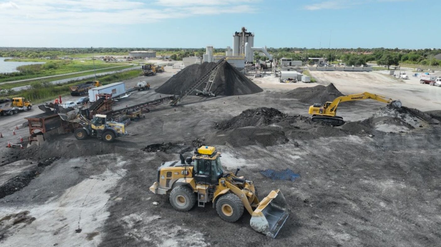 Florida asphalt manufacturer introduces autonomous heavy equipment ...